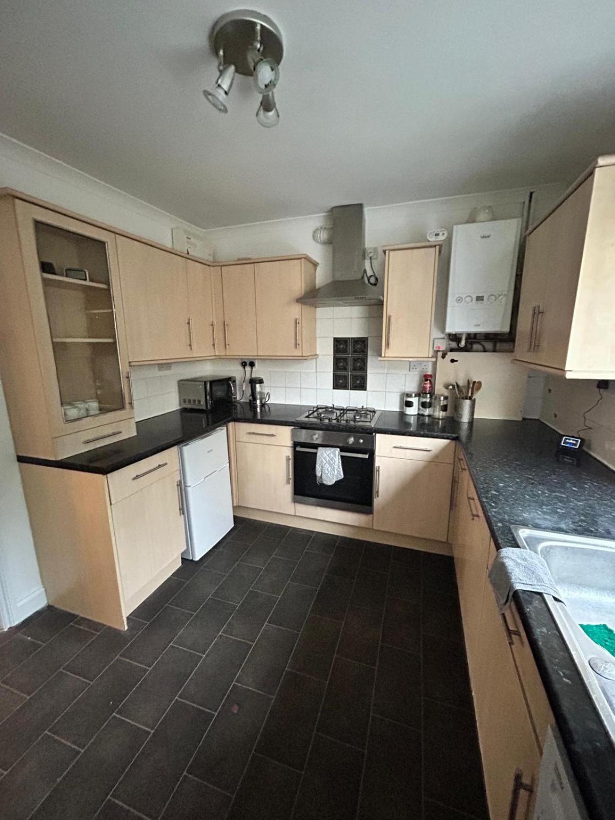 Luxury Presented House Selly Oak * Birmingham
