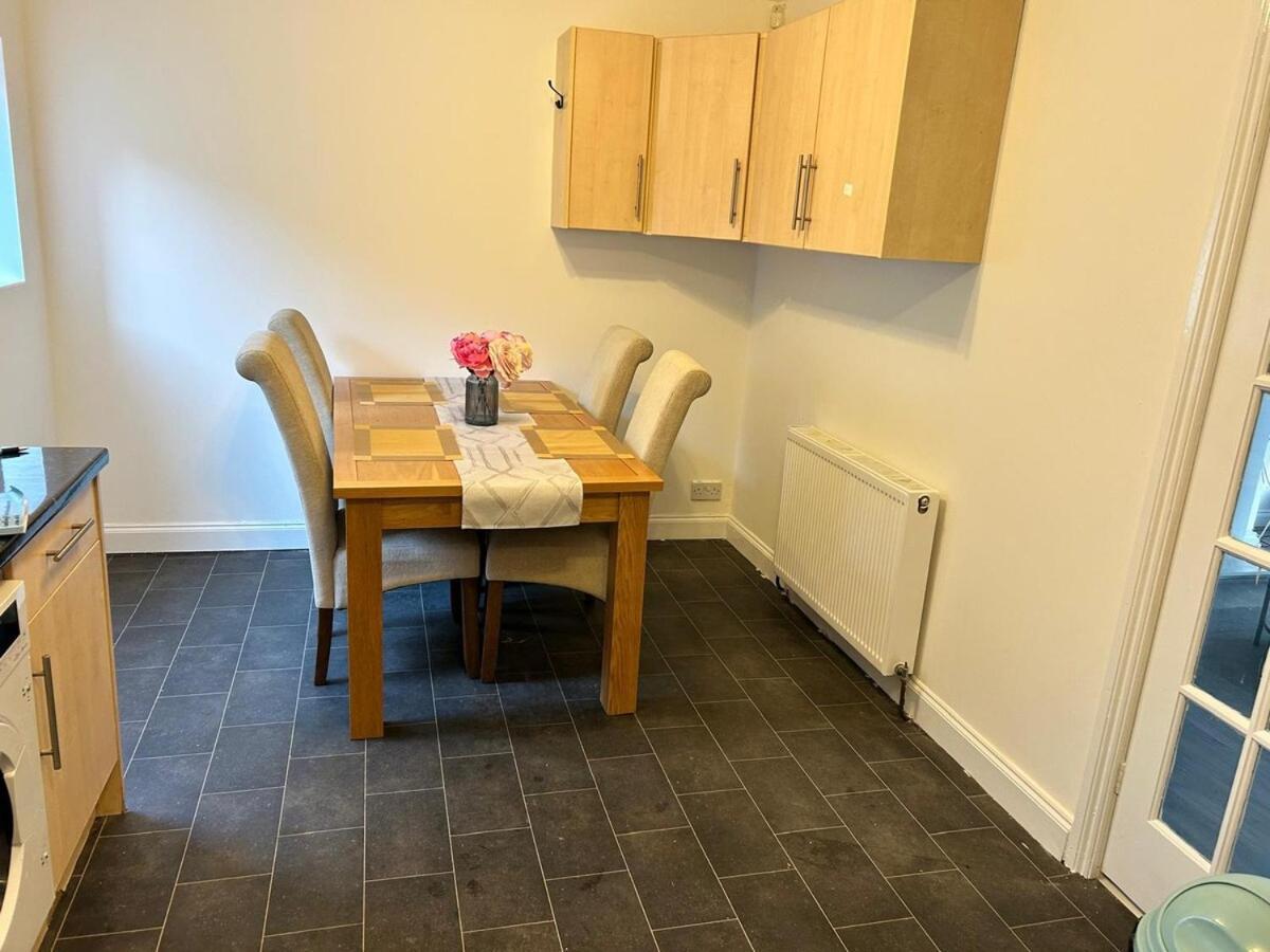 Holiday home Luxury Presented House Selly Oak *